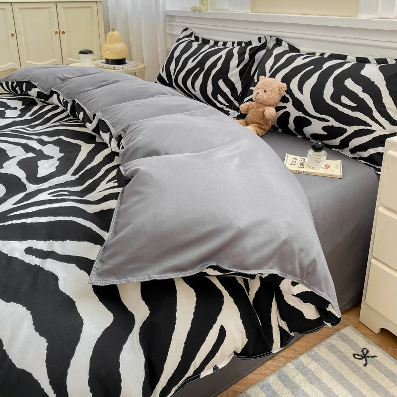 Simple Checkerboard Pattern Printing Bedding Set