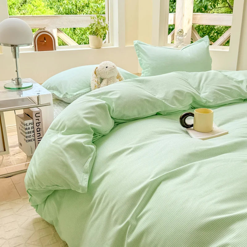 Simple Checkerboard Pattern Printing Bedding Set