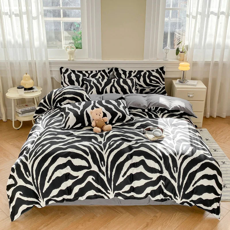 Simple Checkerboard Pattern Printing Bedding Set